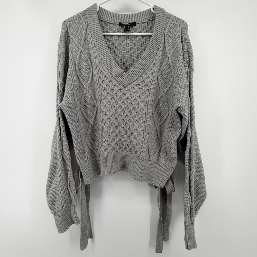 Forever 21 Light Gray V Neck Side Tie Cable Knit Sweater‎ M Coquette